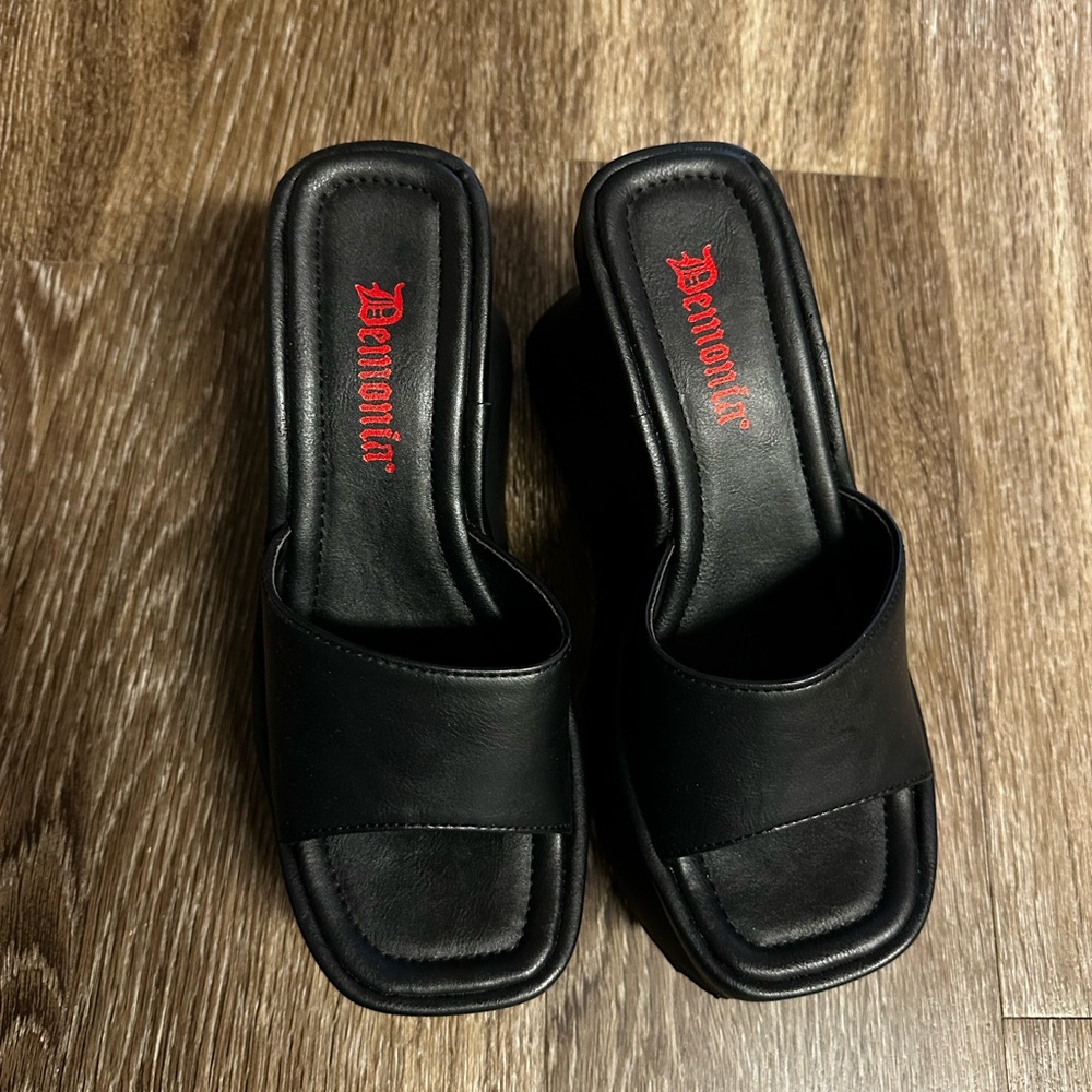 Demonia Pace-01 Black Platform Wedge Slide Sandals Size 11 - Picture 3 of 4